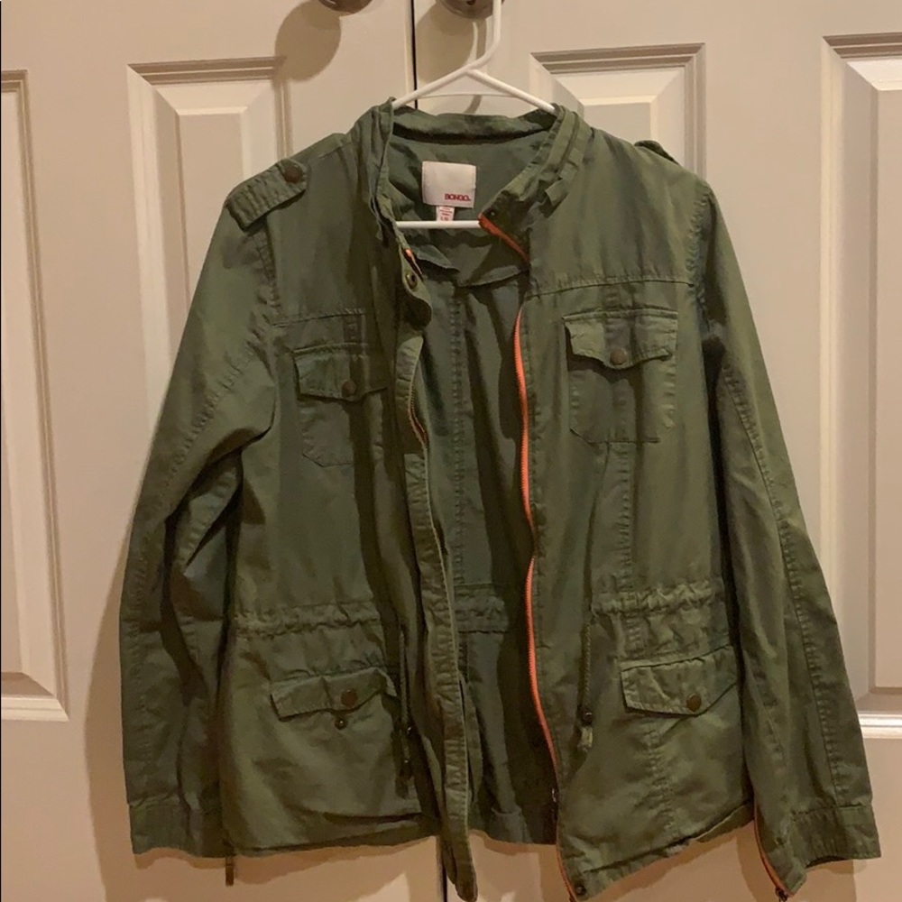 super cute army green jacket